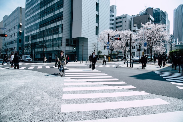 承德为何勤工俭学对在日本的留学生的职业生涯至关重要？